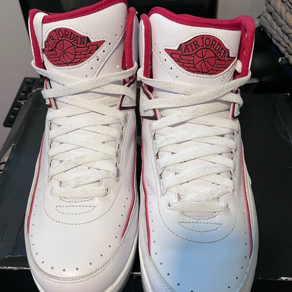Air Jordan 2 Retro Chicago 2022 - Men’s Size 11 - DX2454-106